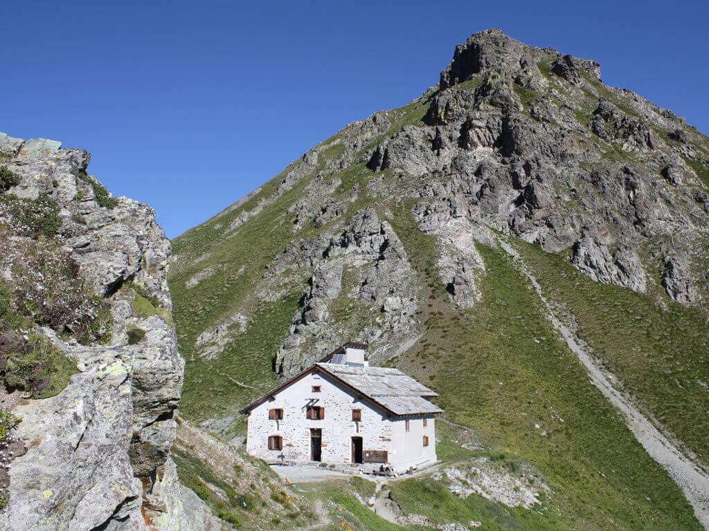 rifugio ospizio sottile