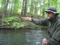 Azione di pesca con Tenkara