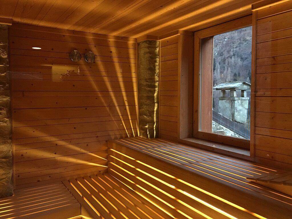 Sauna finlandese in legno