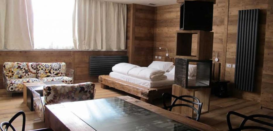 olen hotel alagna with direct access to ski slopes