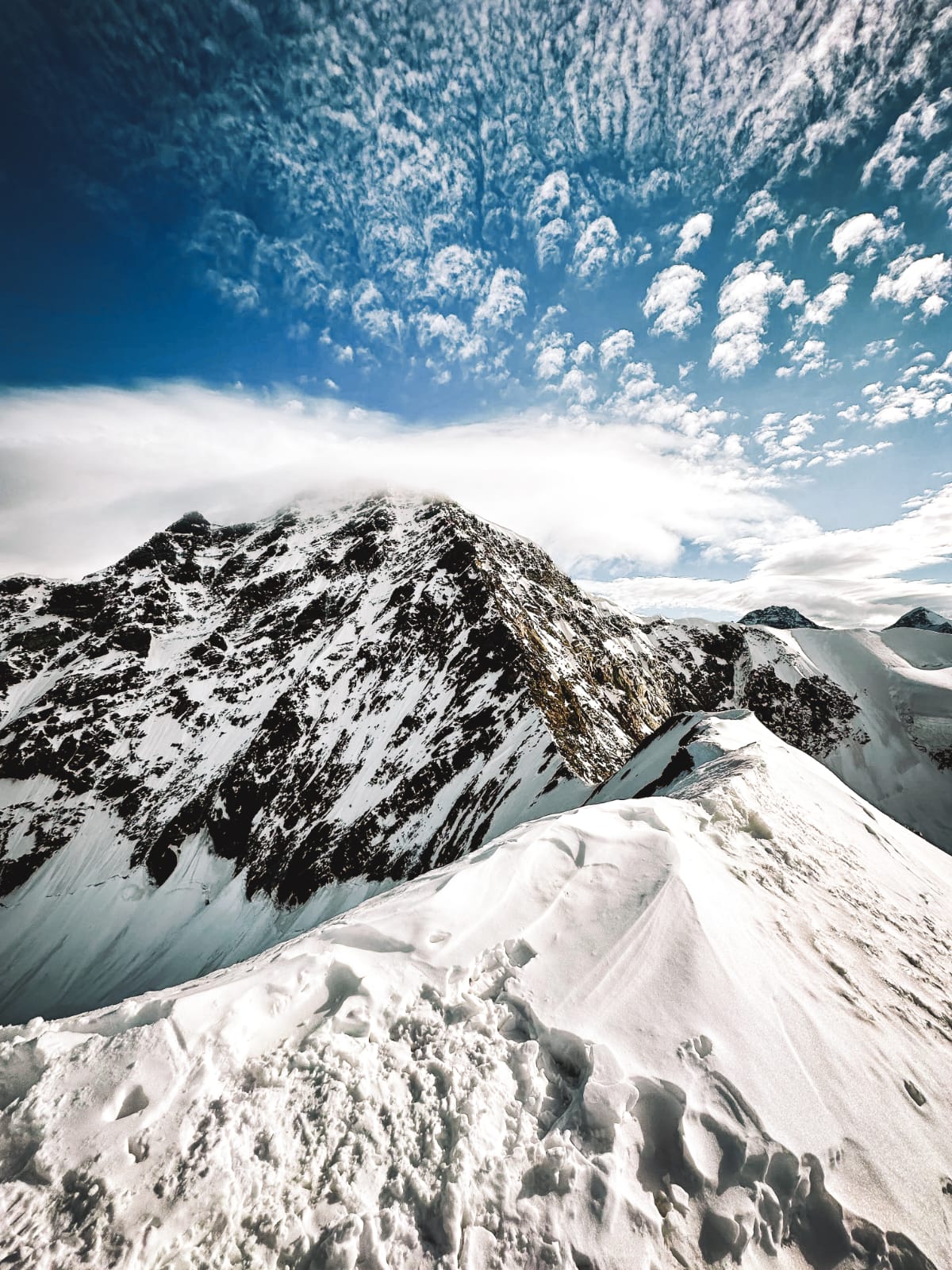 Prepararsi alla traversata dei Lyskamm